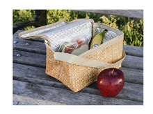 Wicker Lunch Box